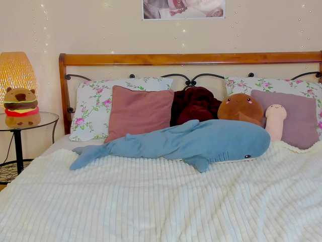 miya-soft's BongaCams show and profile