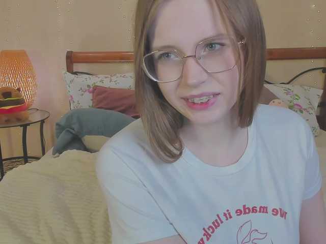 miya-soft's BongaCams show and profile