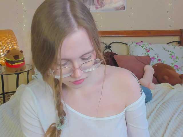 miya-soft's BongaCams show and profile