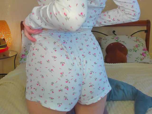 miya-soft's BongaCams show and profile