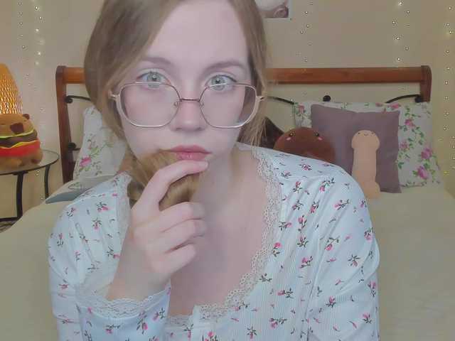 miya-soft's BongaCams show and profile