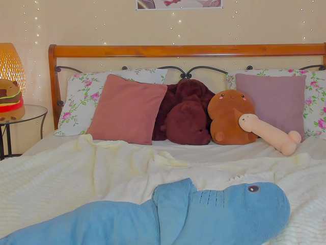 miya-soft's BongaCams show and profile