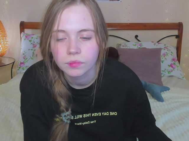 miya-soft's BongaCams show and profile