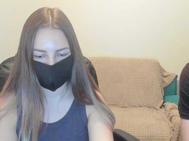 AlexandAlinasweetcouple preview