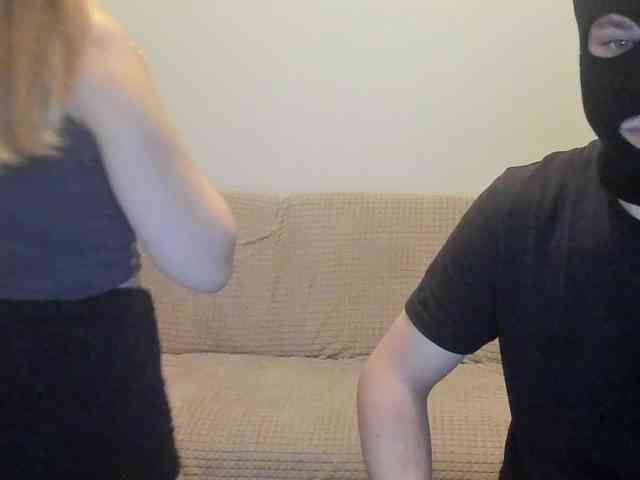 AlexandAlinasweetcouple webcam