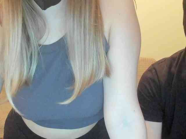 free camsex AlexandAlinasweetcouple