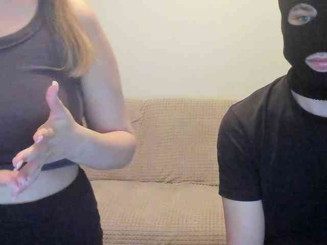 AlexandAlinasweetcouple webcam