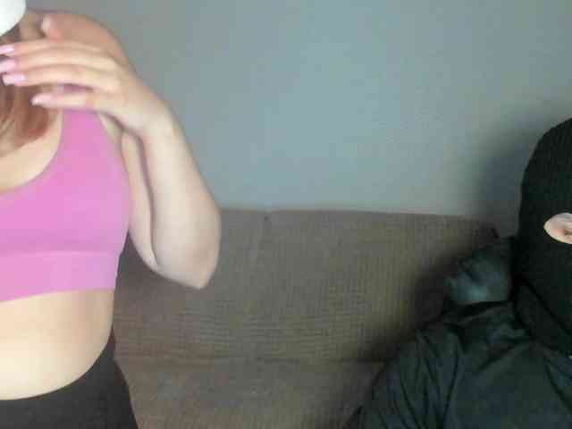 AlexandAlinasweetcouple