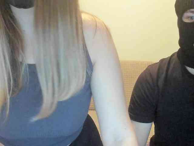 AlexandAlinasweetcouple webcam