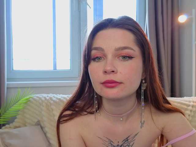 Sateitelu's BongaCams show and profile