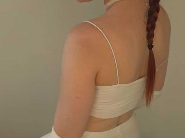 Sateitelu's BongaCams show and profile