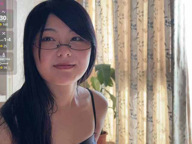 nanaliu's BongaCams show and profile