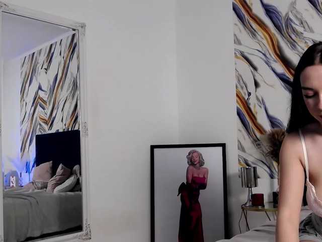 SophiaVelvet's BongaCams show and profile