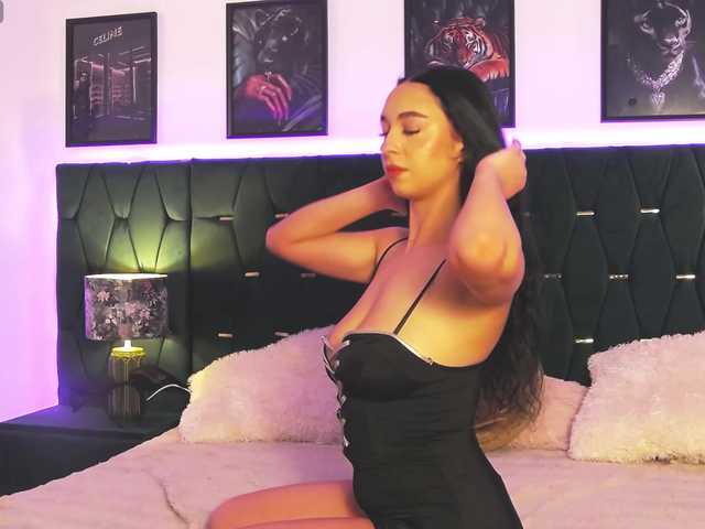 SophiaVelvet's BongaCams show and profile