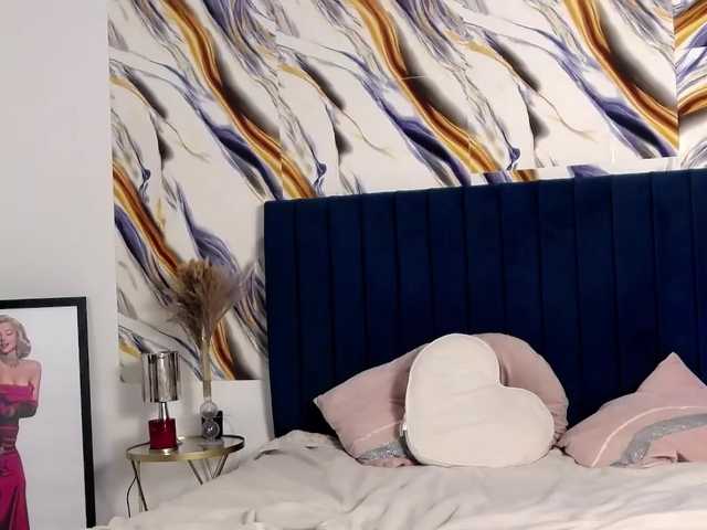 SophiaVelvet's BongaCams show and profile