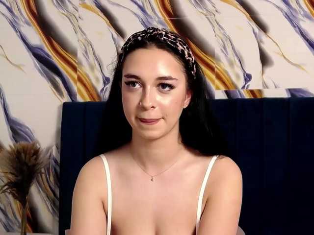 SophiaVelvet's BongaCams show and profile