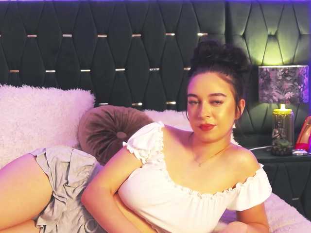 SophiaVelvet's BongaCams show and profile