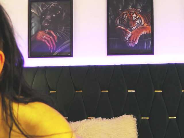 SophiaVelvet's BongaCams show and profile