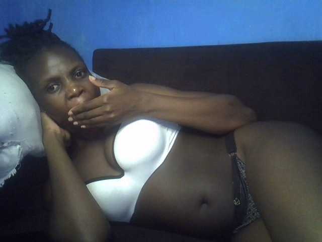 Hot-sexy-bitch's BongaCams show and profile