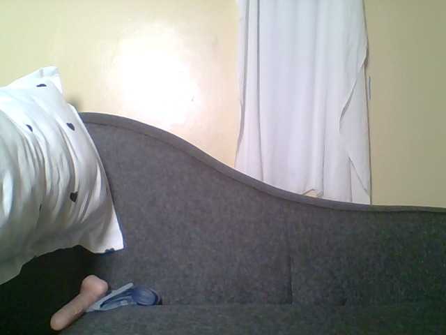 Hot-sexy-bitch's BongaCams show and profile