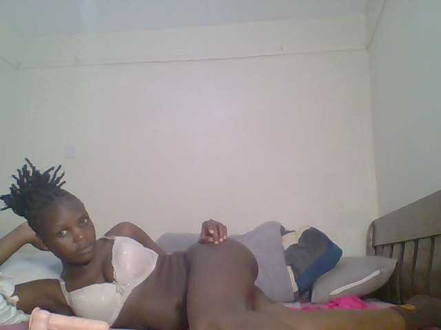 Hot-sexy-bitch's BongaCams show and profile