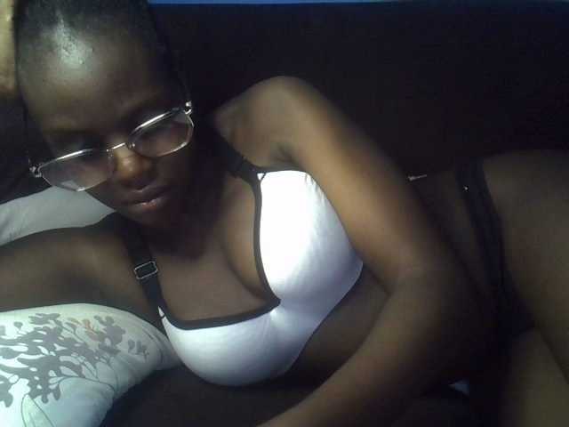 Hot-sexy-bitch's BongaCams show and profile