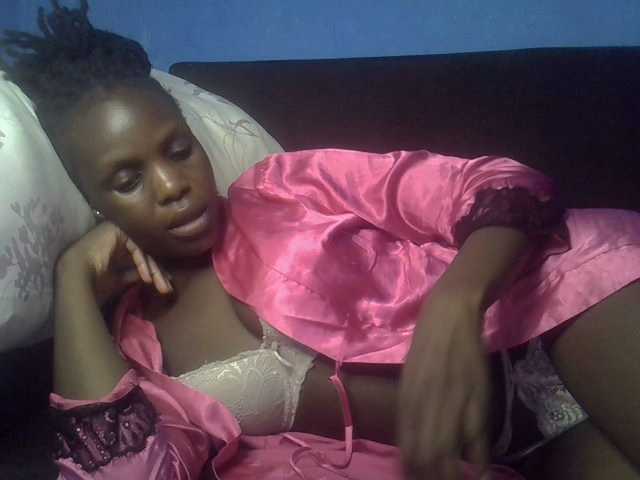 Hot-sexy-bitch's BongaCams show and profile