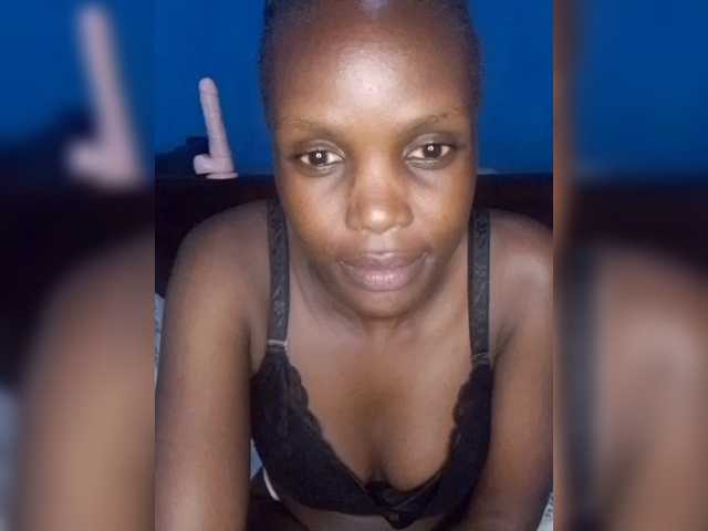 Hot-sexy-bitch's BongaCams show and profile