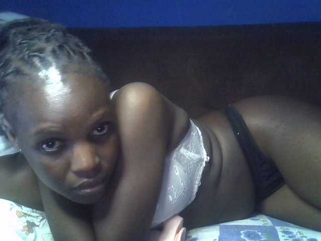 Hot-sexy-bitch webcam