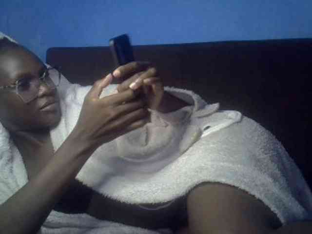 Hot-sexy-bitch webcam