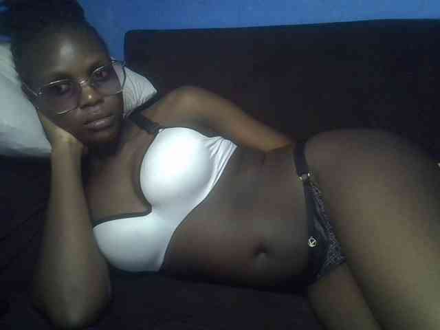 Hot-sexy-bitch webcam