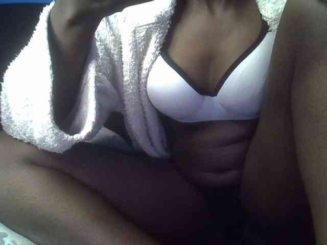 Hot-sexy-bitch webcam