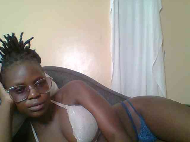 Hot-sexy-bitch webcam