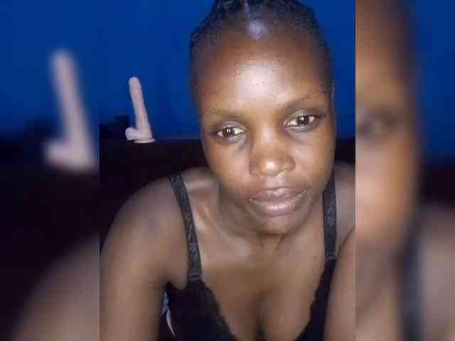 Hot-sexy-bitch webcam