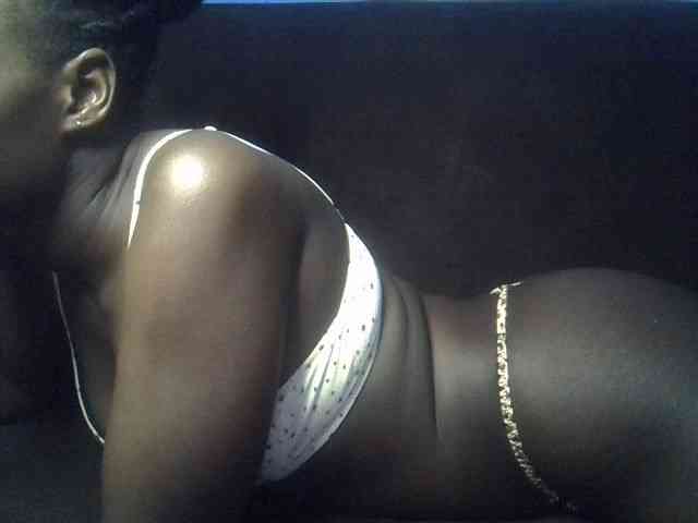 Hot-sexy-bitch webcam