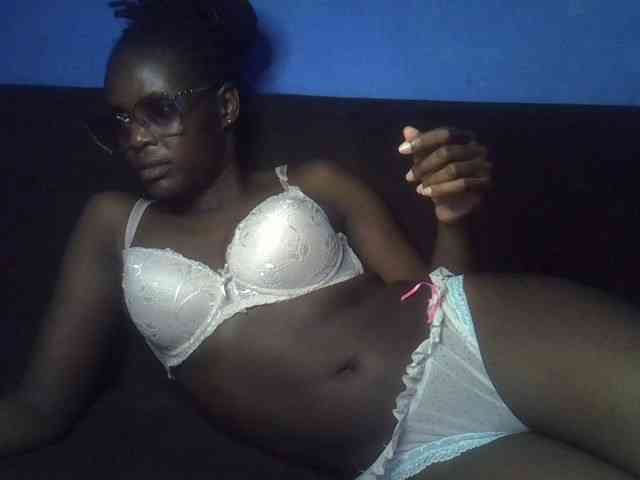 Hot-sexy-bitch webcam