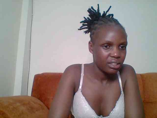 Hot-sexy-bitch webcam