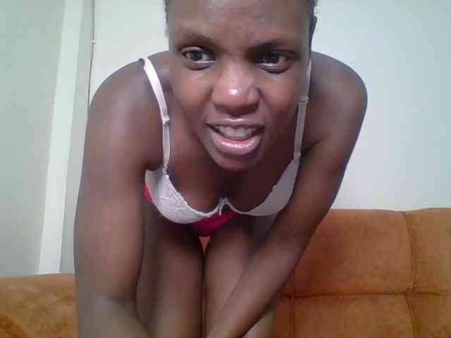 Hot-sexy-bitch webcam