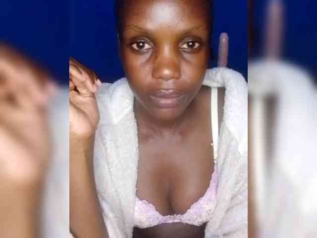 Hot-sexy-bitch webcam