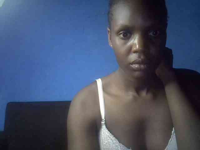 Hot-sexy-bitch webcam