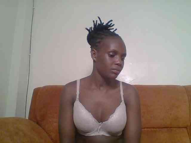 Hot-sexy-bitch webcam