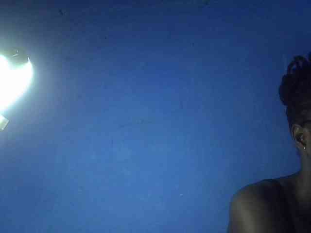 Hot-sexy-bitch webcam