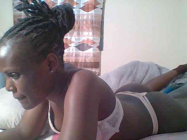 Hot-sexy-bitch webcam