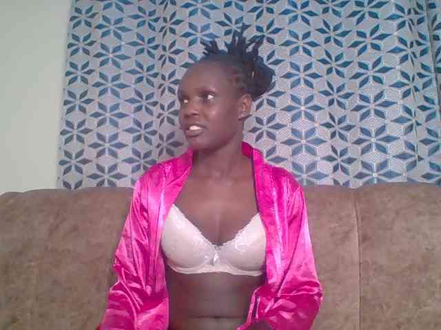 Hot-sexy-bitch webcam