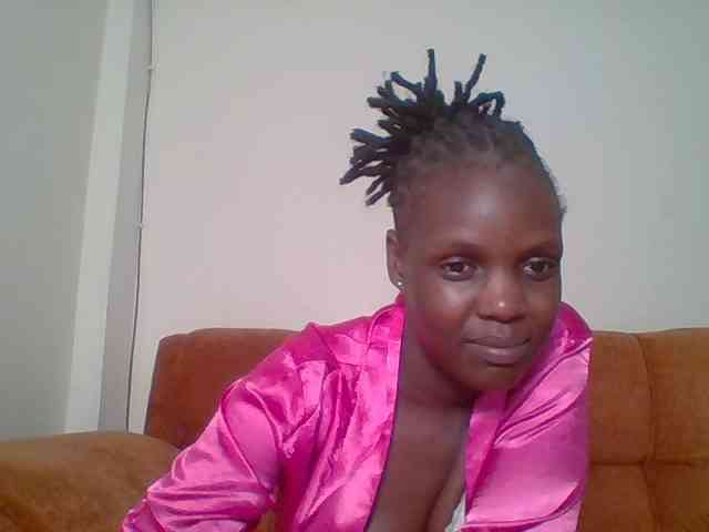 Hot-sexy-bitch webcam