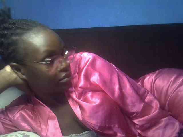 Hot-sexy-bitch webcam