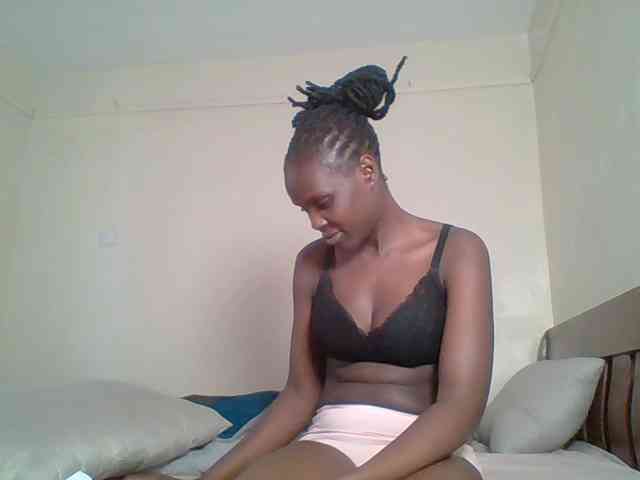 Hot-sexy-bitch webcam