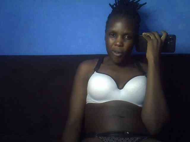 Hot-sexy-bitch webcam