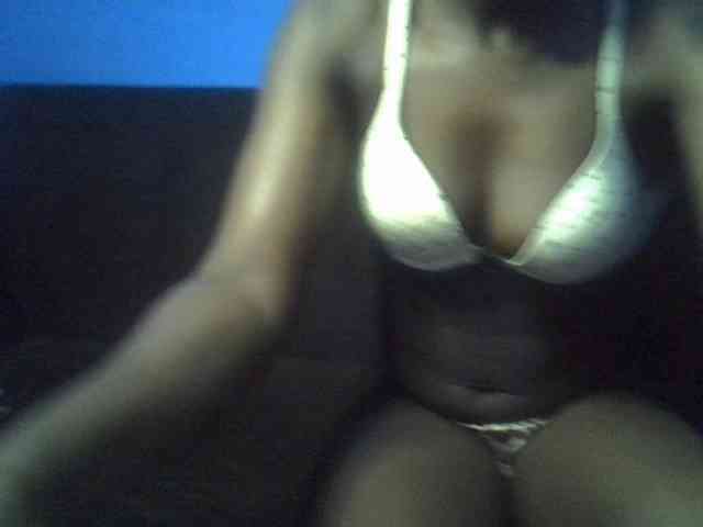 Hot-sexy-bitch webcam