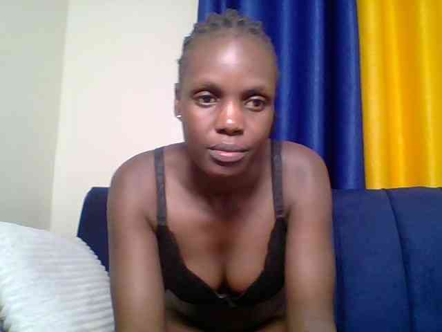 Hot-sexy-bitch webcam